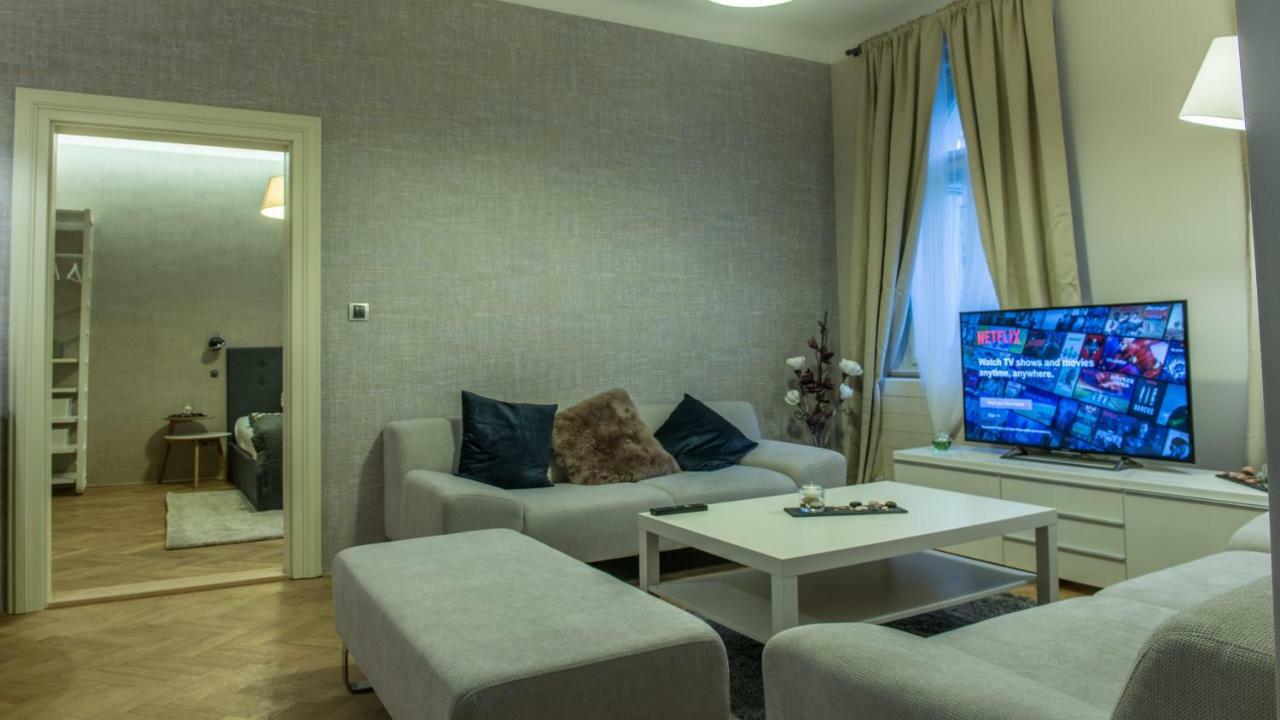 Exclusive 3 Bedroom Top-Notch Flat, Great Location Prag Exterior foto