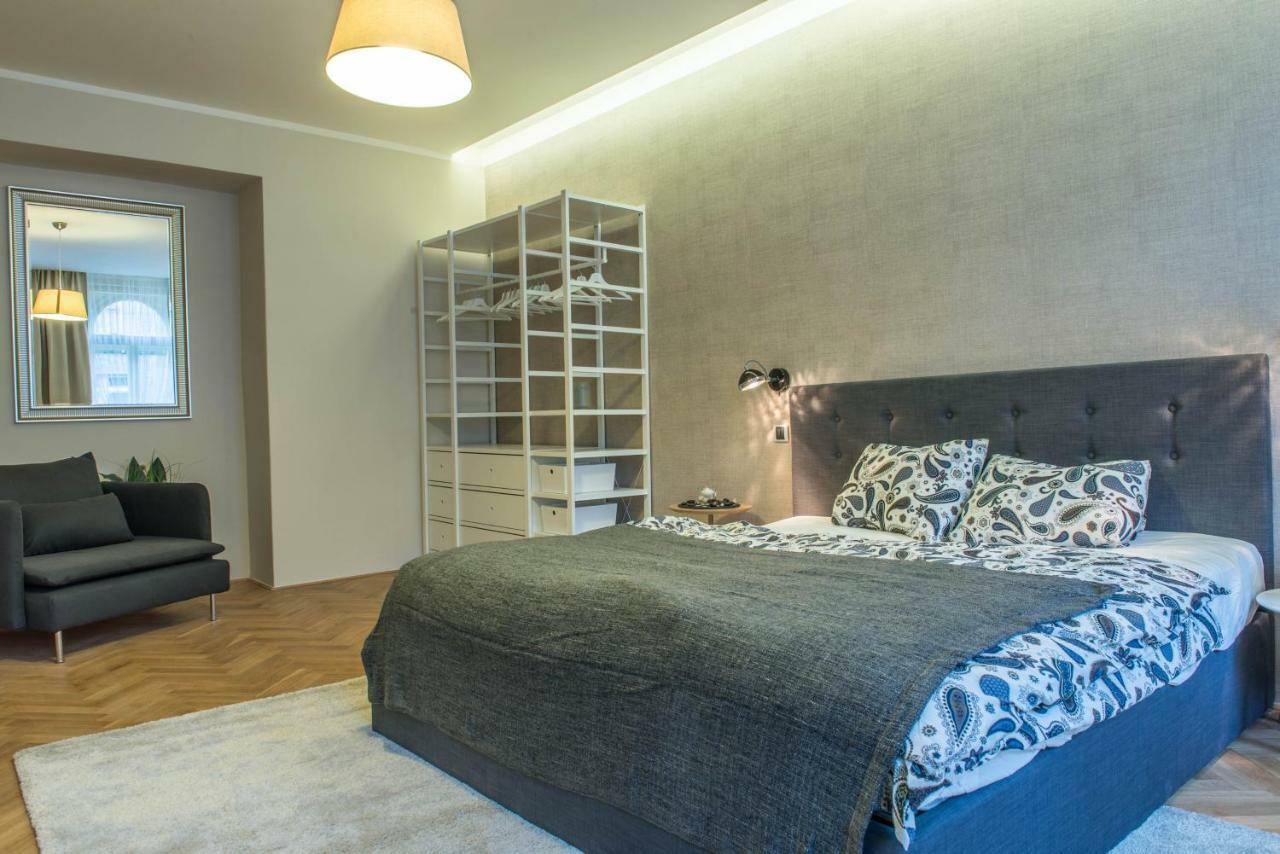 Exclusive 3 Bedroom Top-Notch Flat, Great Location Prag Exterior foto
