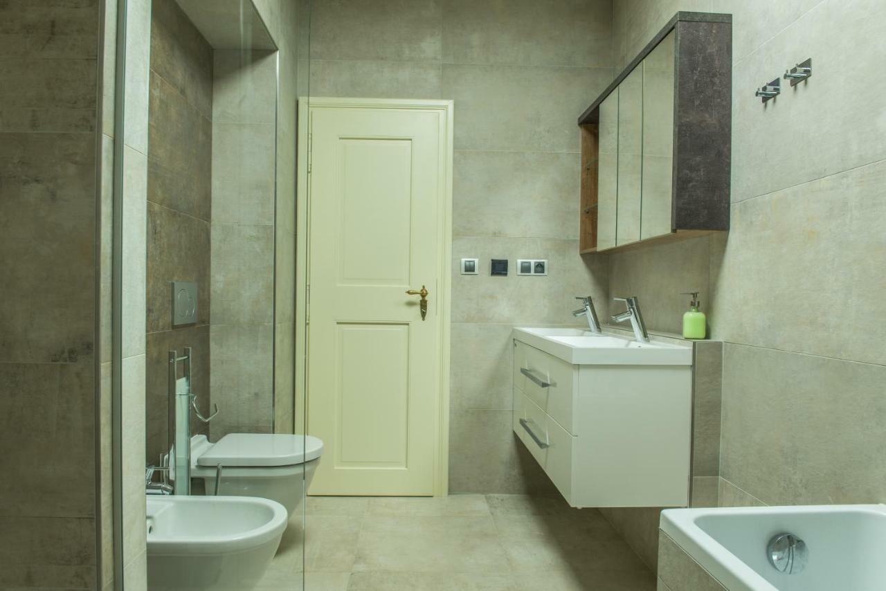 Exclusive 3 Bedroom Top-Notch Flat, Great Location Prag Exterior foto